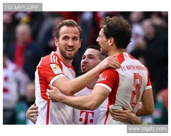 凯恩帽子戏法!年度58球加冕!拜仁5-0狂屠斯图加特,德甲纪录夜! 凯恩帽子戏法!年度58球加冕!拜仁5-0狂屠斯图加特,德甲纪录夜!