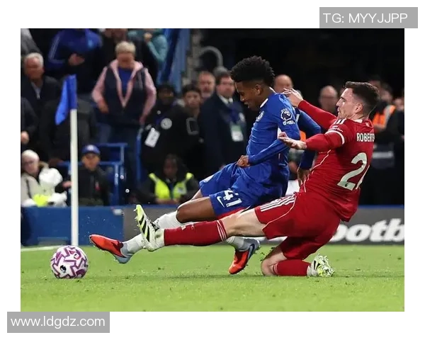 切尔西半场2-2战平伯恩茅斯：斯坦福桥的狂欢与心碎，一场跌宕起伏的绿茵史诗